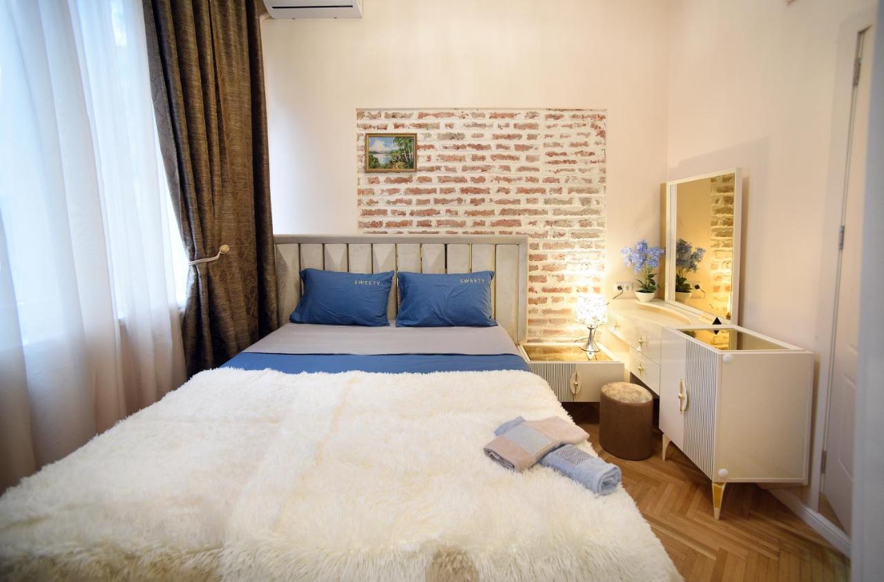 City Lux Hotel Тбилиси Екстериор снимка