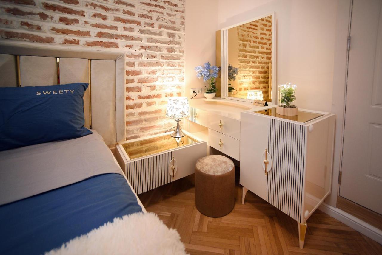 City Lux Hotel Тбилиси Екстериор снимка