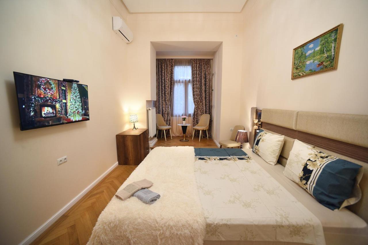 City Lux Hotel Тбилиси Екстериор снимка