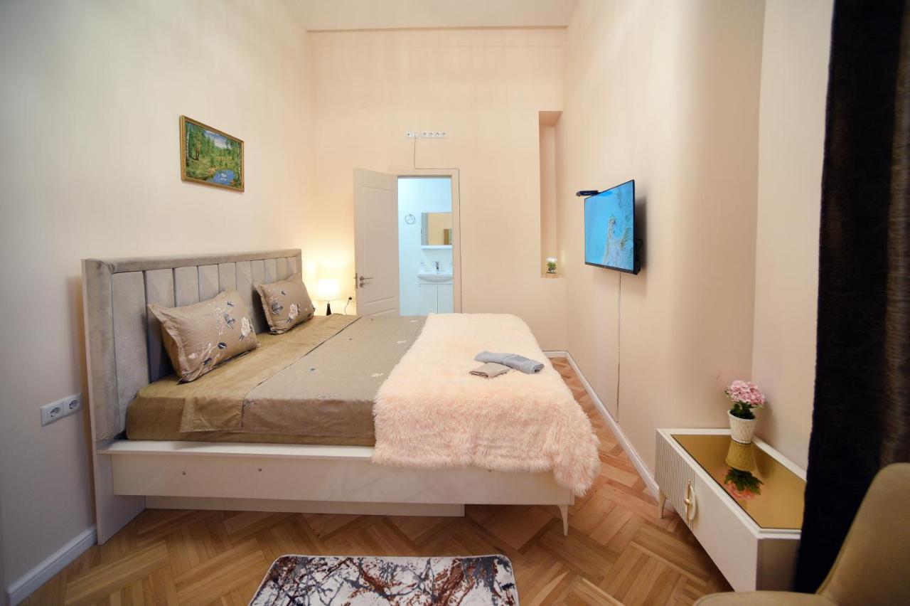City Lux Hotel Тбилиси Екстериор снимка