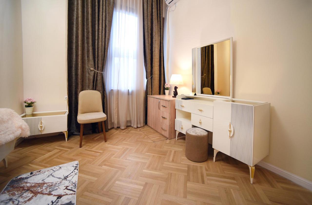 City Lux Hotel Тбилиси Екстериор снимка